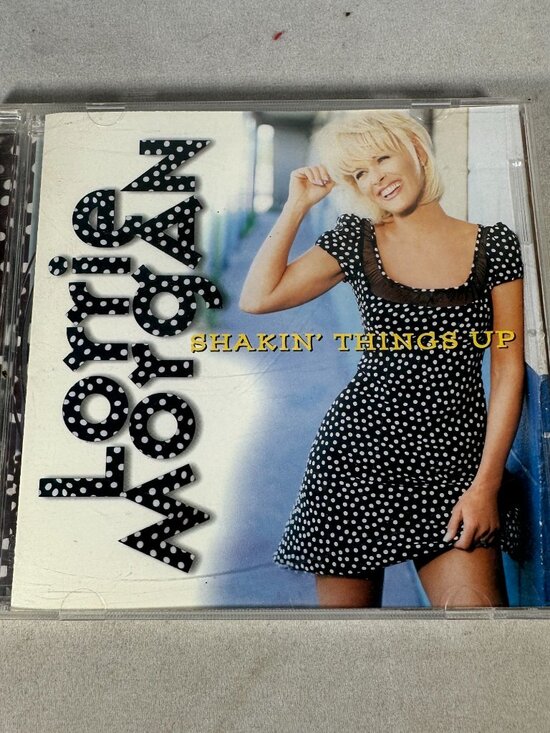 Lorrie Morgan Shakin Things Up CD 1997 Country Album Classic Hits - Picture 1 of 3